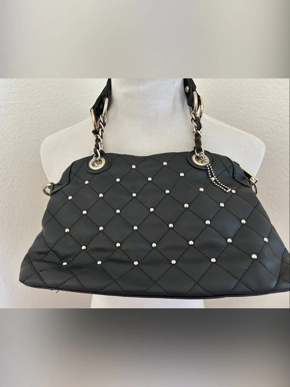 Black Quilted Chain-Handle Shoulder Bag - Picture 1 of 7